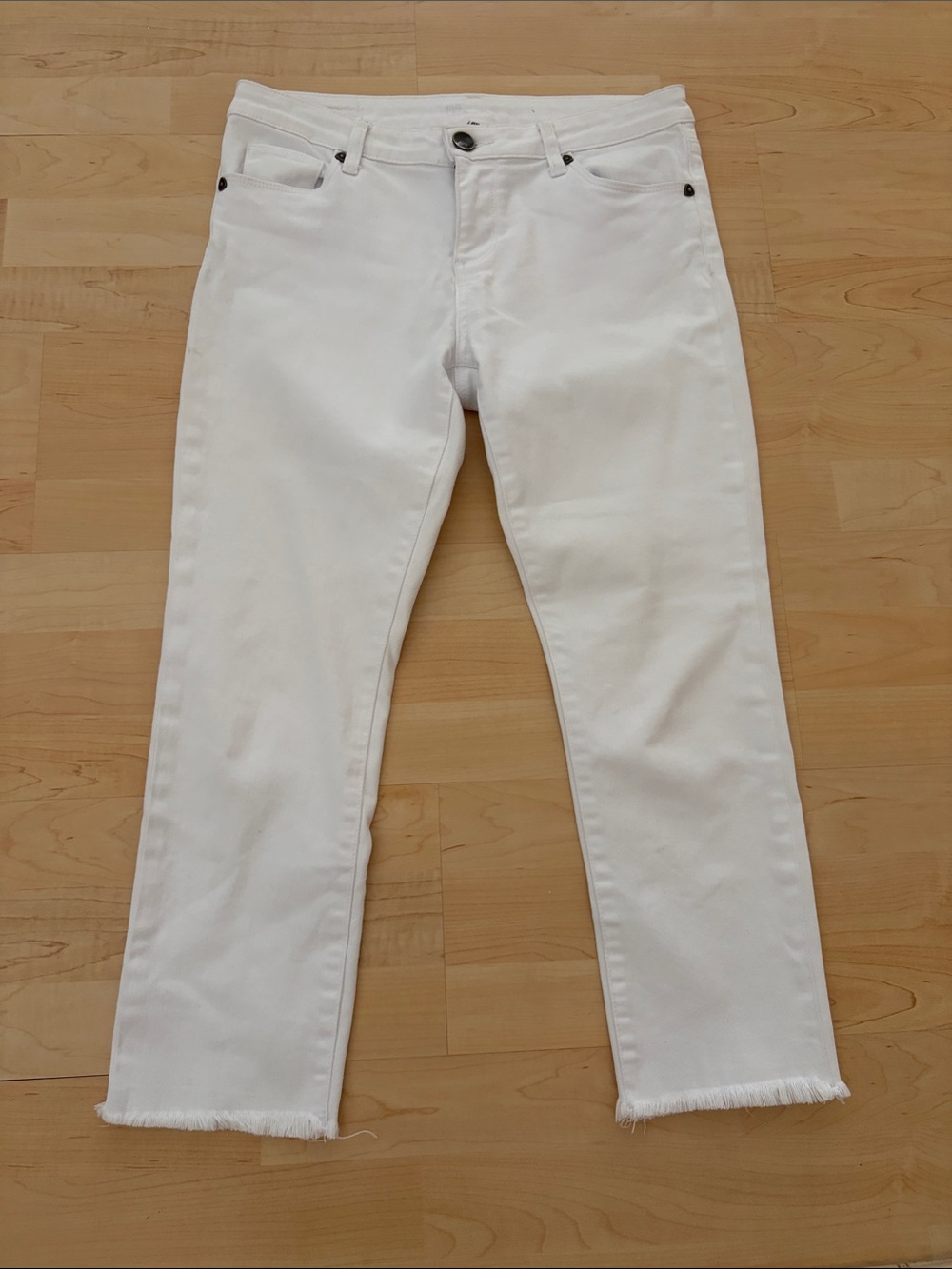 KUT from the Kloth White Petite Raw Hem Jeans Size 8P